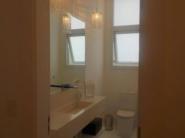 Casa para Venda em Santana de Parnaíba - 4