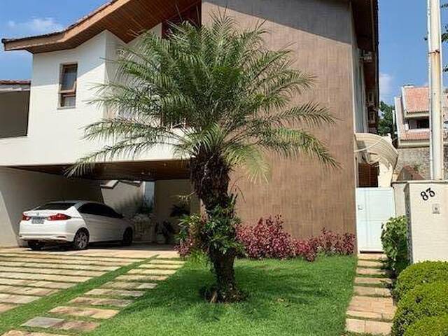 Casa para Venda em Santana de Parnaíba - 2