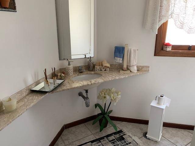 Casa para Venda em Santana de Parnaíba - 3