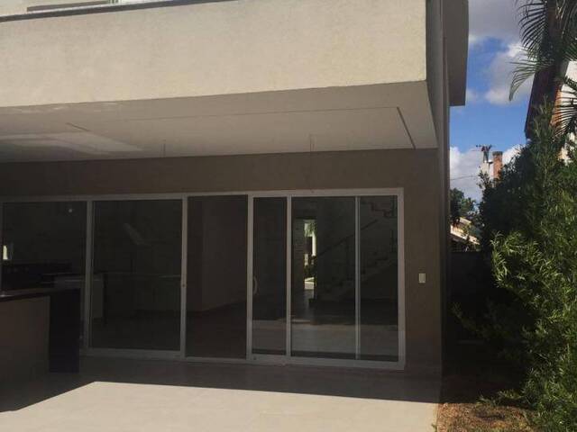 Casa para Venda em Santana de Parnaíba - 4