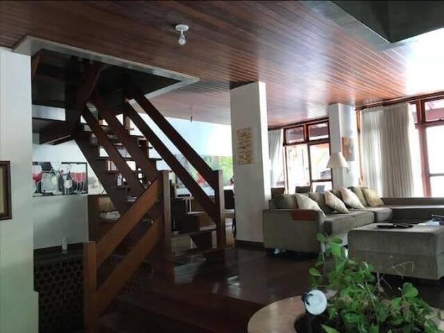 Casa para Venda em Santana de Parnaíba - 3