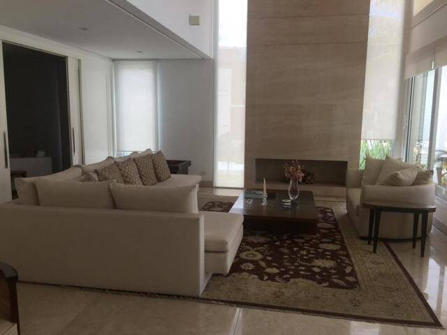 Casa para Venda em Santana de Parnaíba - 5