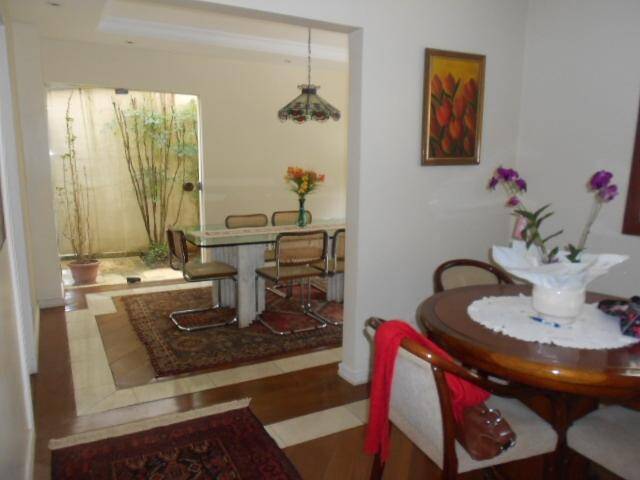 Casa para Venda em Santana de Parnaíba - 2