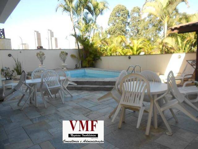 Casa para Venda em Santana de Parnaíba - 4