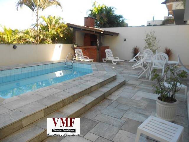 Casa para Venda em Santana de Parnaíba - 5