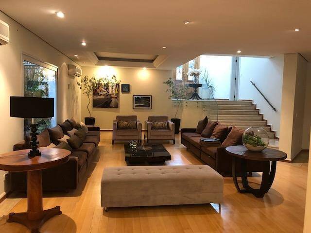 Casa para Locação em Santana de Parnaíba - 2