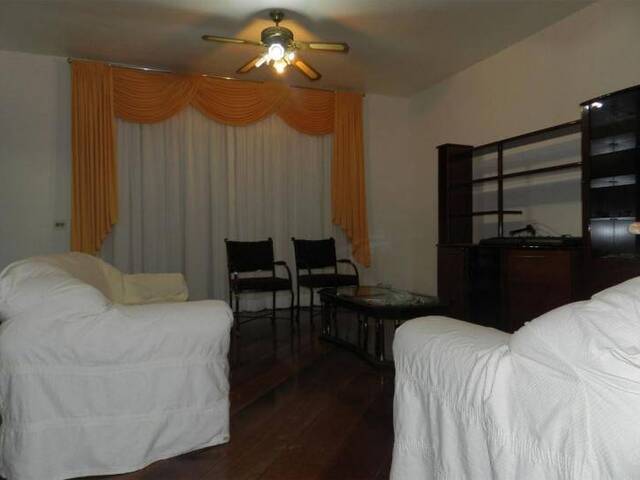 Casa para Locação em Santana de Parnaíba - 3