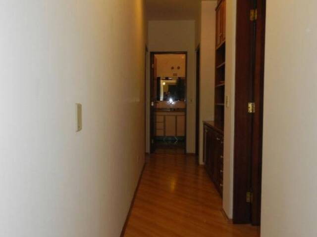 Casa para Locação em Santana de Parnaíba - 5