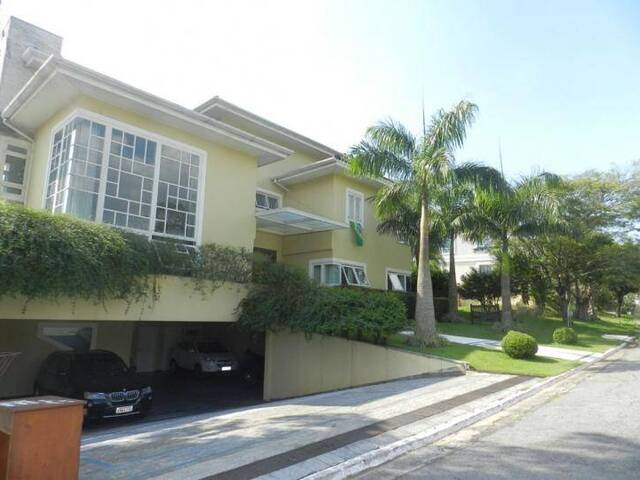 Casa para Venda em Santana de Parnaíba - 3