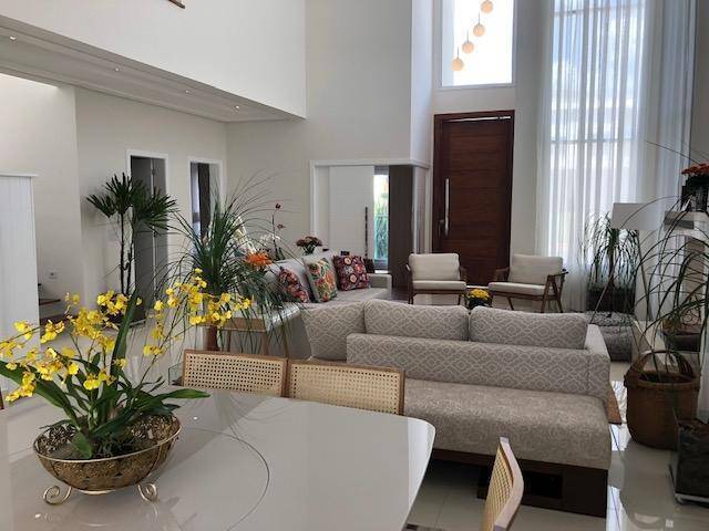 Casa para Venda em Santana de Parnaíba - 3