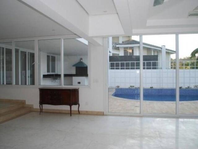 Casa para Venda em Santana de Parnaíba - 4