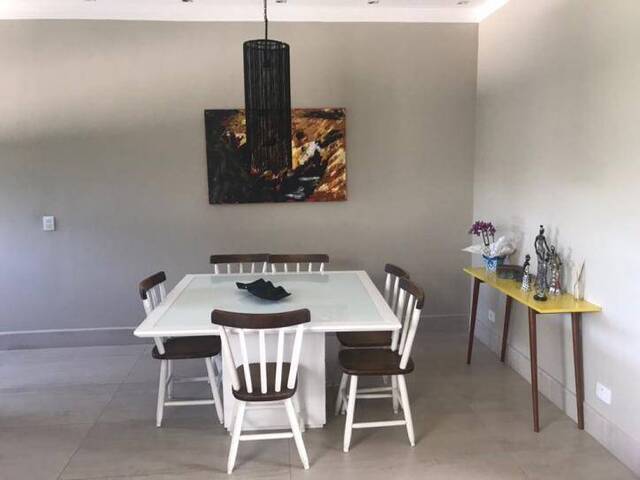 Casa para Venda em Santana de Parnaíba - 4