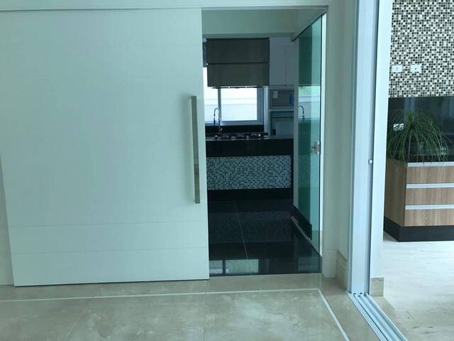 Casa para Venda em Santana de Parnaíba - 2