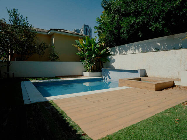 #8218 - Casa para Venda em Barueri - SP