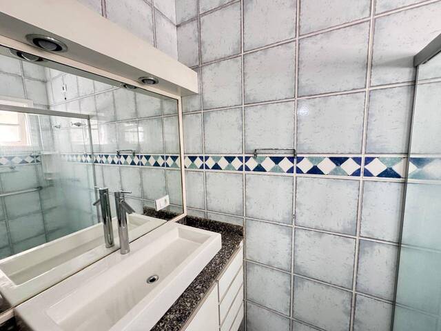 Casa para Venda em Santana de Parnaíba - 5