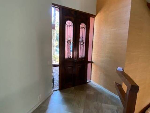 Casa para Venda em Santana de Parnaíba - 5