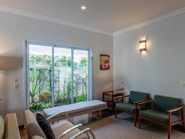 Casa para Venda em Santana de Parnaíba - 4