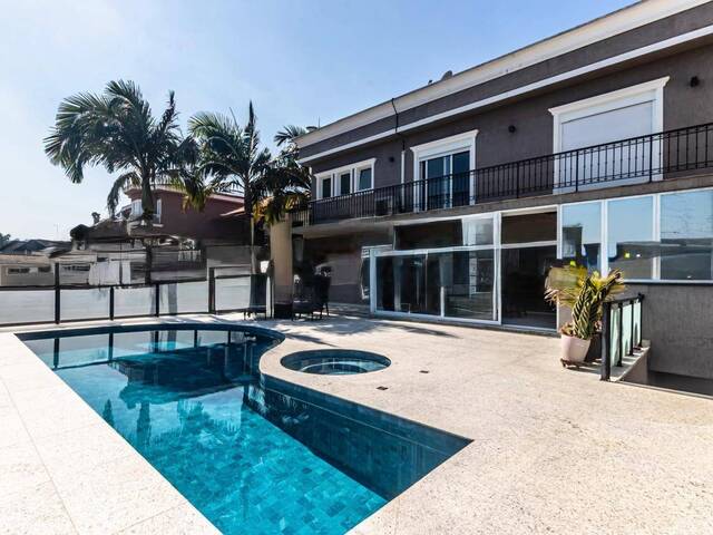 #8234 - Casa para Venda em Santana de Parnaíba - SP