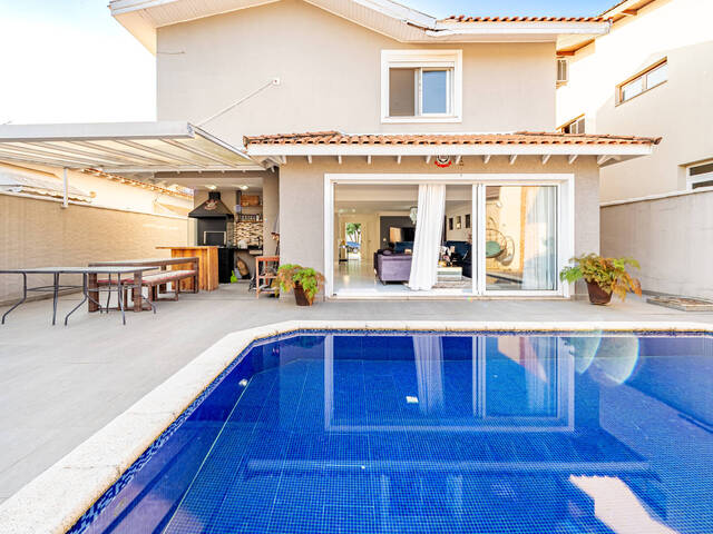 Casa para Venda em Santana de Parnaíba - 5