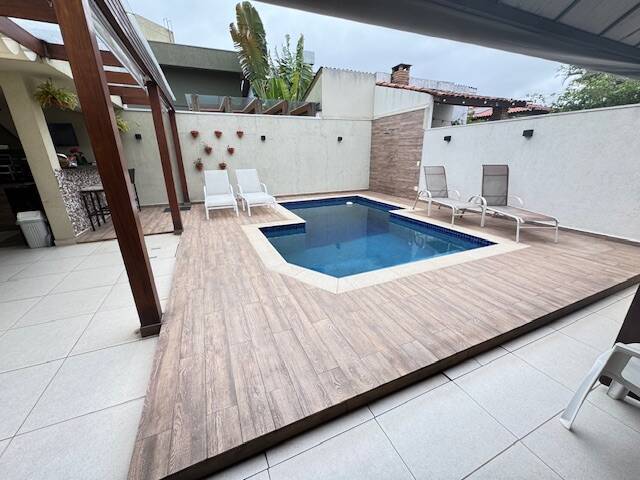 #8242 - Casa para Venda em Santana de Parnaíba - SP - 1