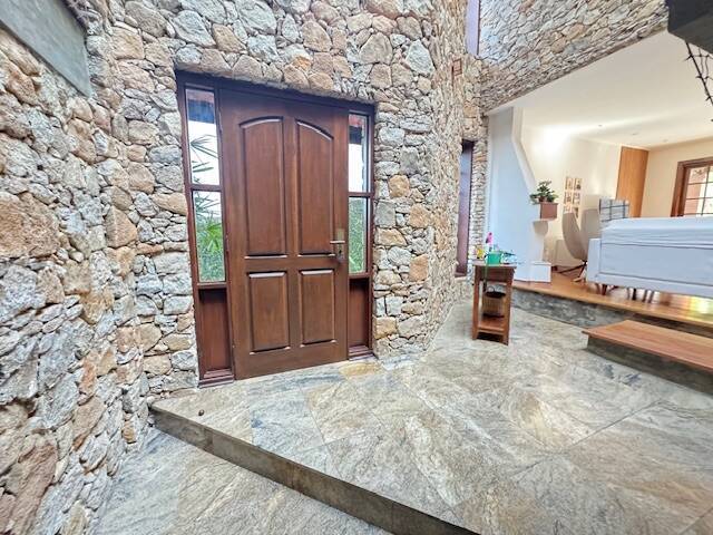 Casa para Venda em Santana de Parnaíba - 4