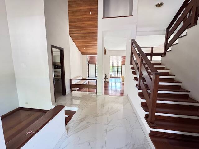 #8247 - Casa para Venda em Barueri - SP