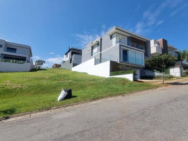 #8248 - Área para Venda em Santana de Parnaíba - SP