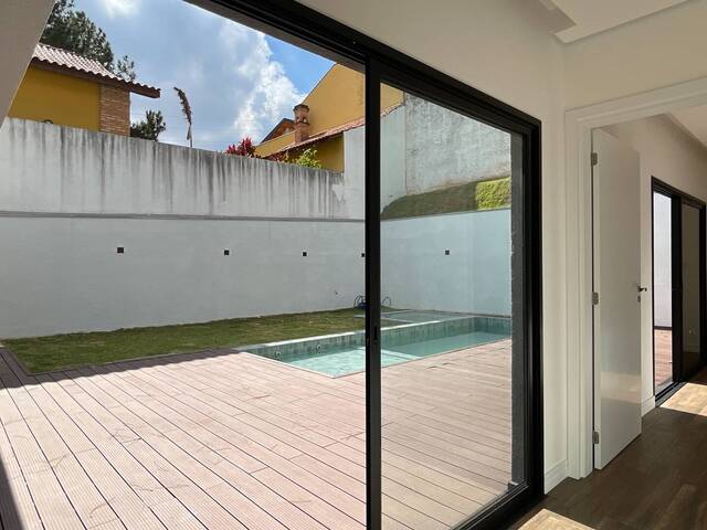 #8252 - Casa para Venda em Santana de Parnaíba - SP - 3