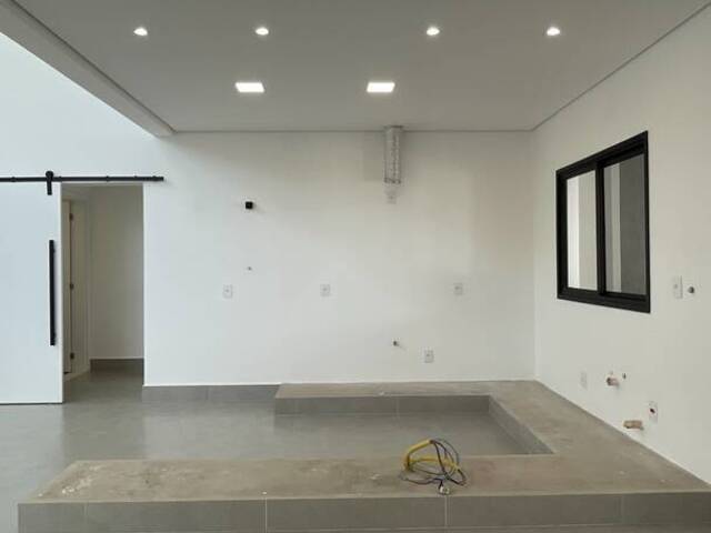 Casa para Venda em Santana de Parnaíba - 5