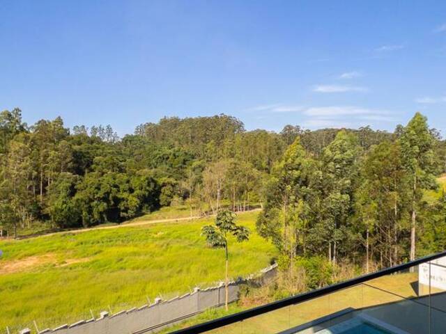 Casa para Venda em Santana de Parnaíba - 1