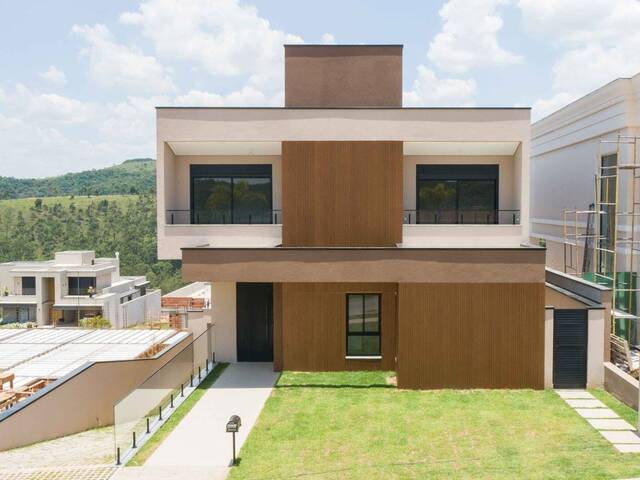 Casa para Venda em Santana de Parnaíba - 2