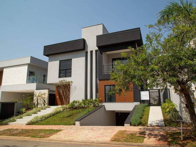 #8256 - Casa para Venda em Barueri - SP