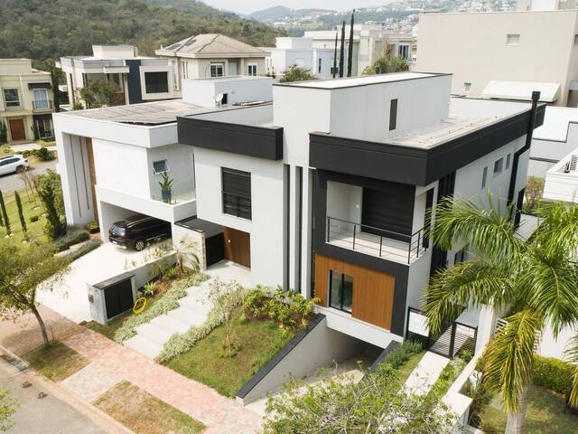 #8256 - Casa para Venda em Barueri - SP