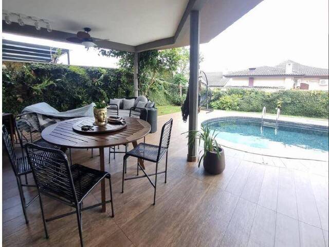 Casa para Venda em Santana de Parnaíba - 2