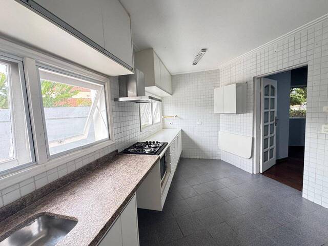 #8260 - Casa para Venda em Santana de Parnaíba - SP - 3