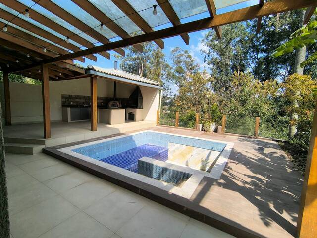 #8262 - Casa para Venda em Santana de Parnaíba - SP