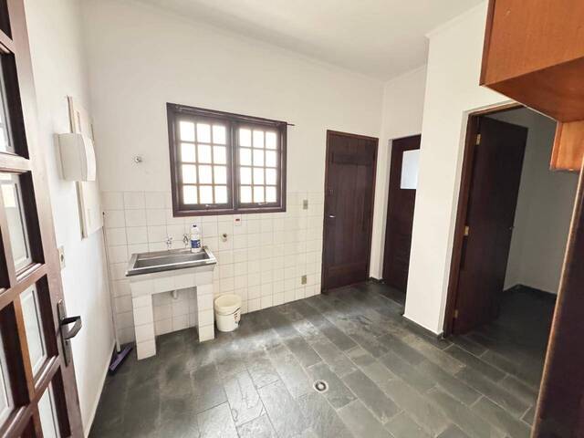 Casa para Venda em Santana de Parnaíba - 3