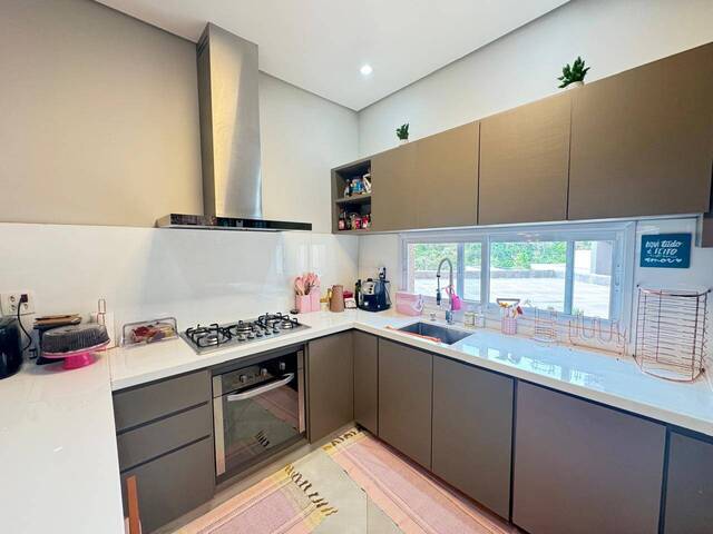 Casa para Venda em Santana de Parnaíba - 4