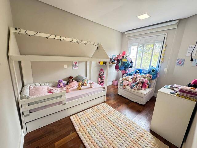 Casa para Venda em Santana de Parnaíba - 3