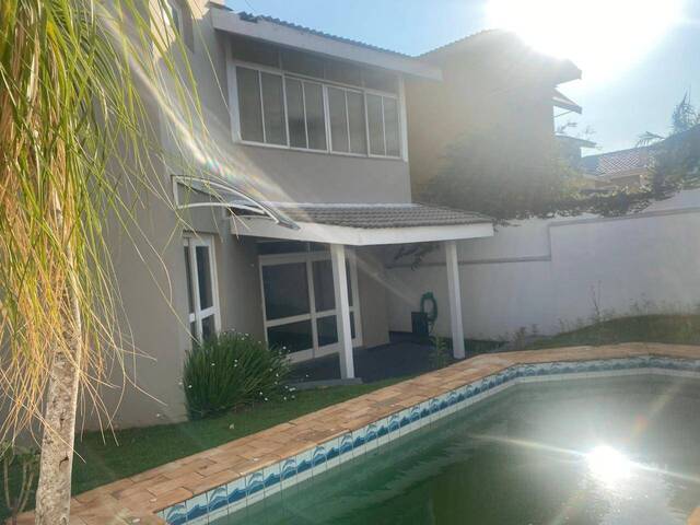 Casa para Venda em Santana de Parnaíba - 2