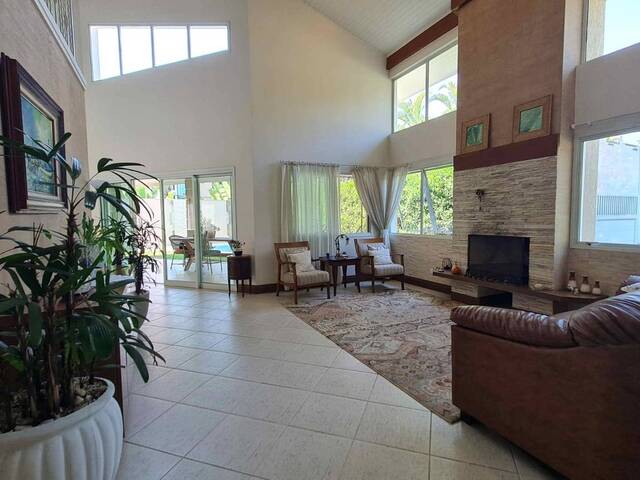 #8275 - Casa para Venda em Santana de Parnaíba - SP