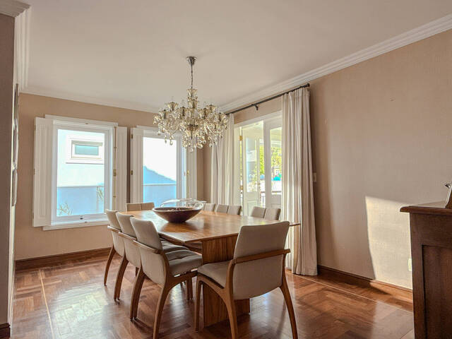 #8280 - Casa para Venda em Santana de Parnaíba - SP