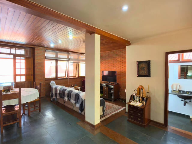 Casa para Venda em Santana de Parnaíba - 4