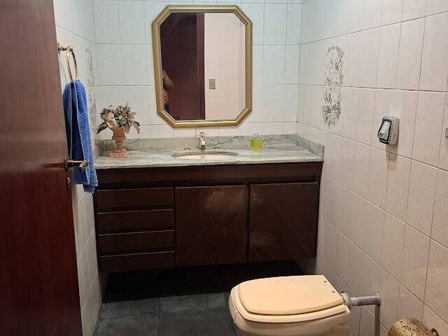 Casa para Venda em Santana de Parnaíba - 5