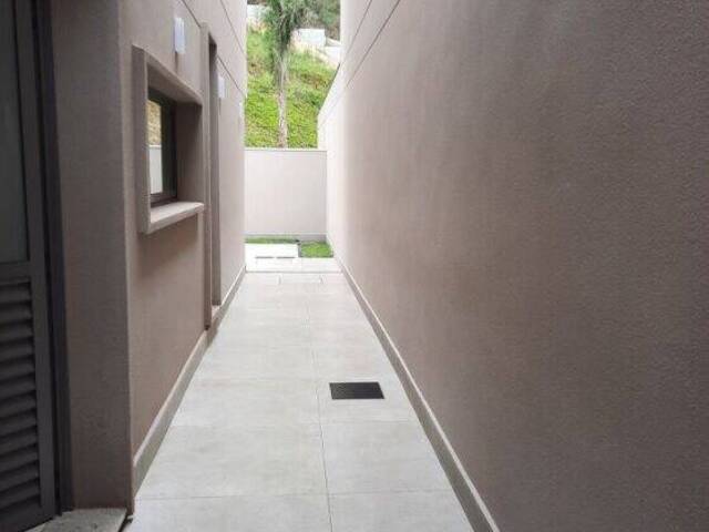 Casa para Venda em Santana de Parnaíba - 5