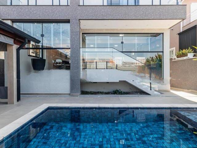 Casa para Locação em Santana de Parnaíba - 3