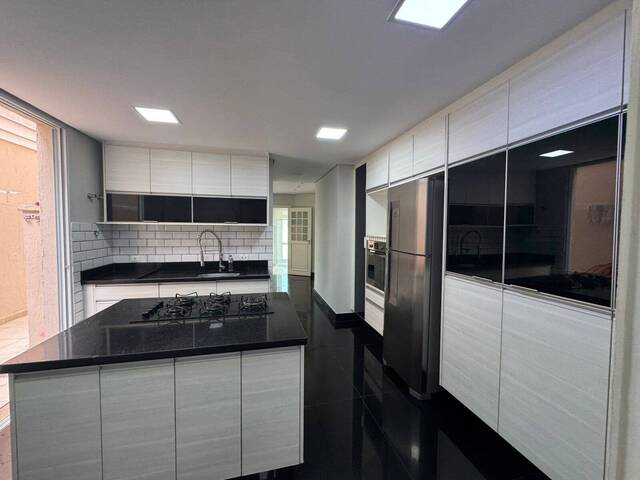 #8303 - Casa para Locação em Santana de Parnaíba - SP - 2