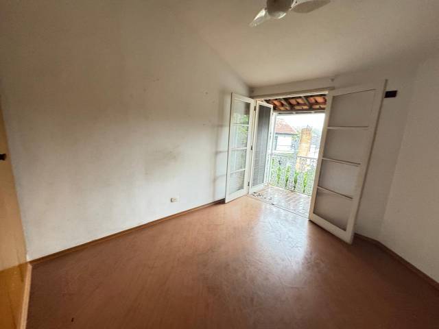 #8305 - Casa para Venda em Santana de Parnaíba - SP