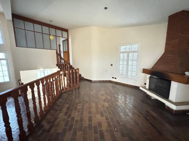 #8305 - Casa para Venda em Santana de Parnaíba - SP