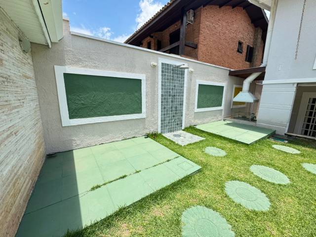 #8308 - Casa para Locação em Santana de Parnaíba - SP